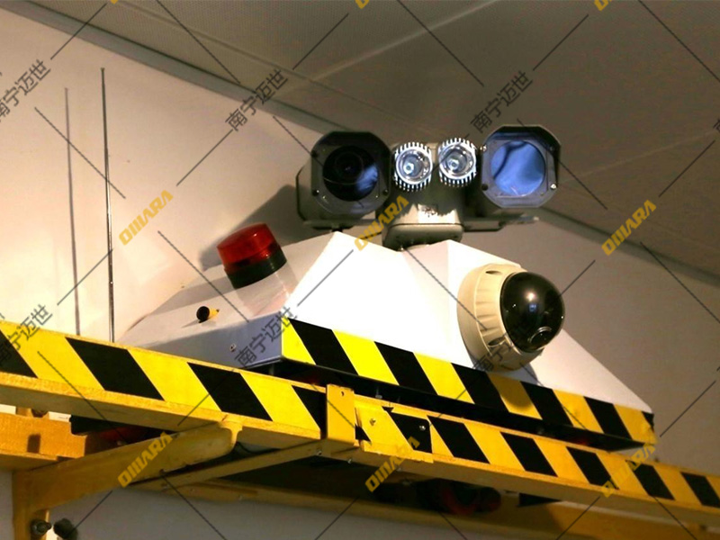 交通隧道巡檢機器人外觀(guān)