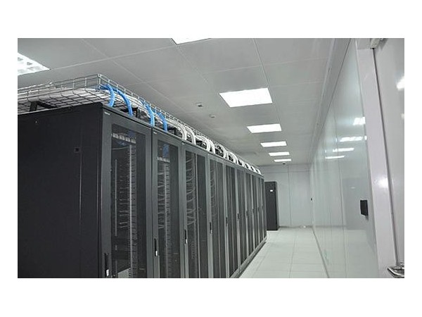 實(shí)施信息中心機房動(dòng)環(huán)監測方案，構建遠程智慧運維