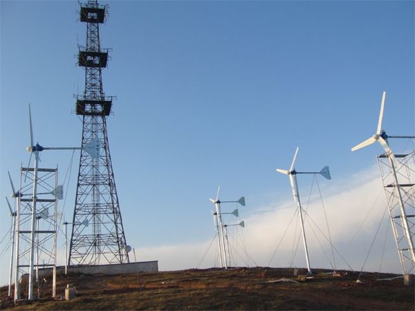 電信無(wú)線(xiàn)基站設備監控與環(huán)境巡檢系統，用這款主機就對了！